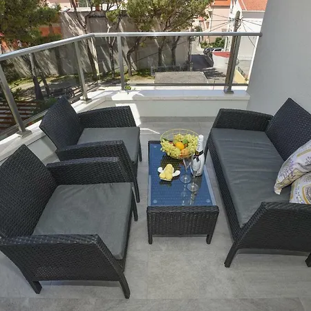 Apartment Daninovica I