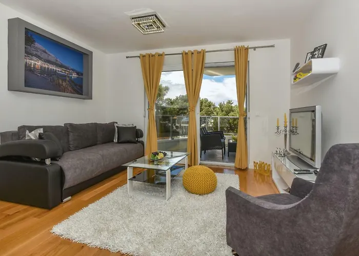 Apartment Daninovica I