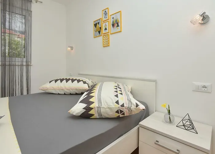 Appartement Daninovica I *